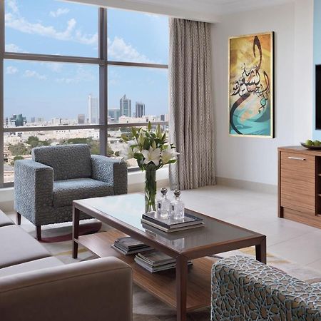 Marriott Executive Apartments Al Khobar Luaran gambar A living room in a typical apartment