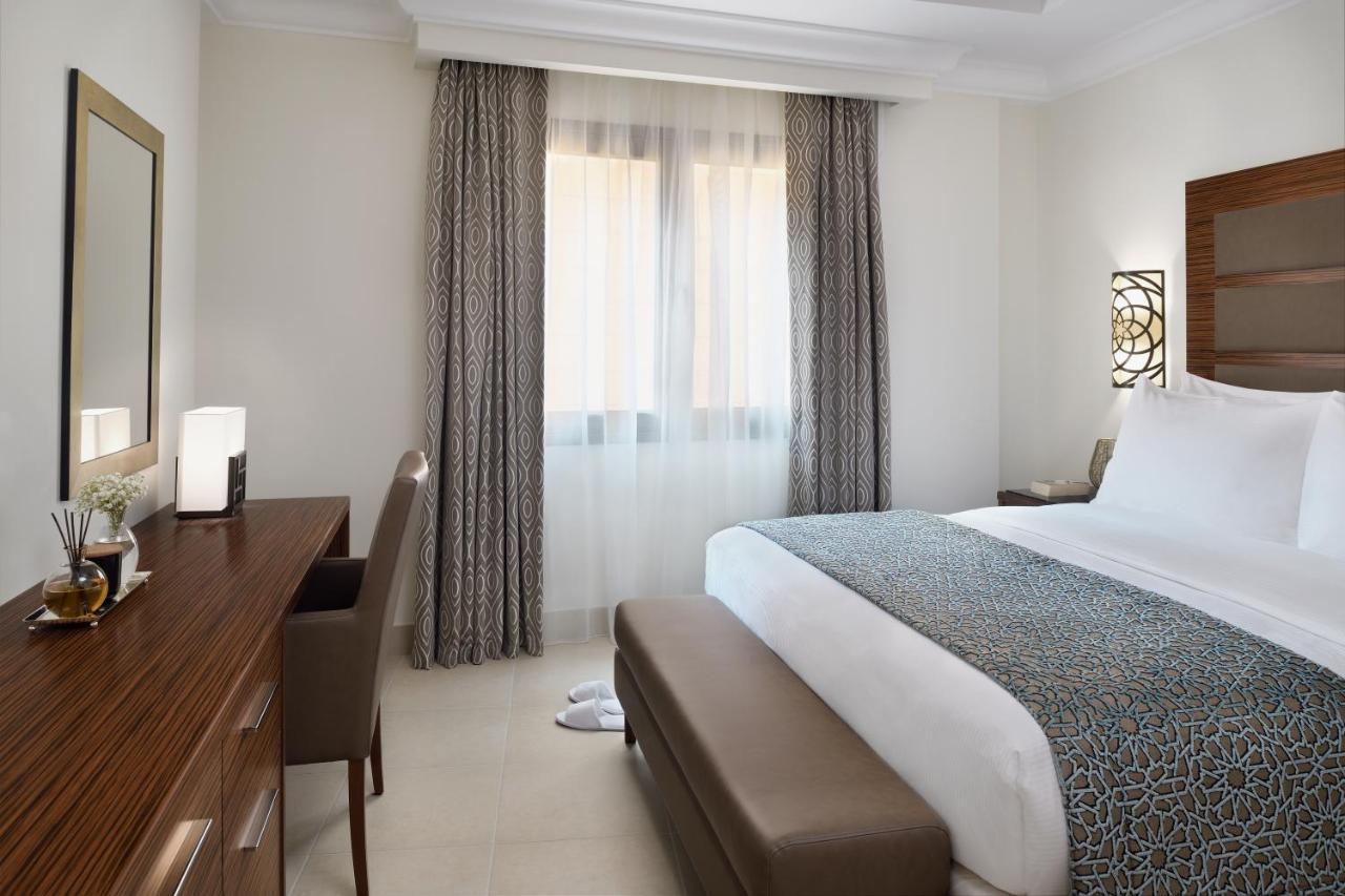 Marriott Executive Apartments Al Khobar Luaran gambar A bedroom at the hotel