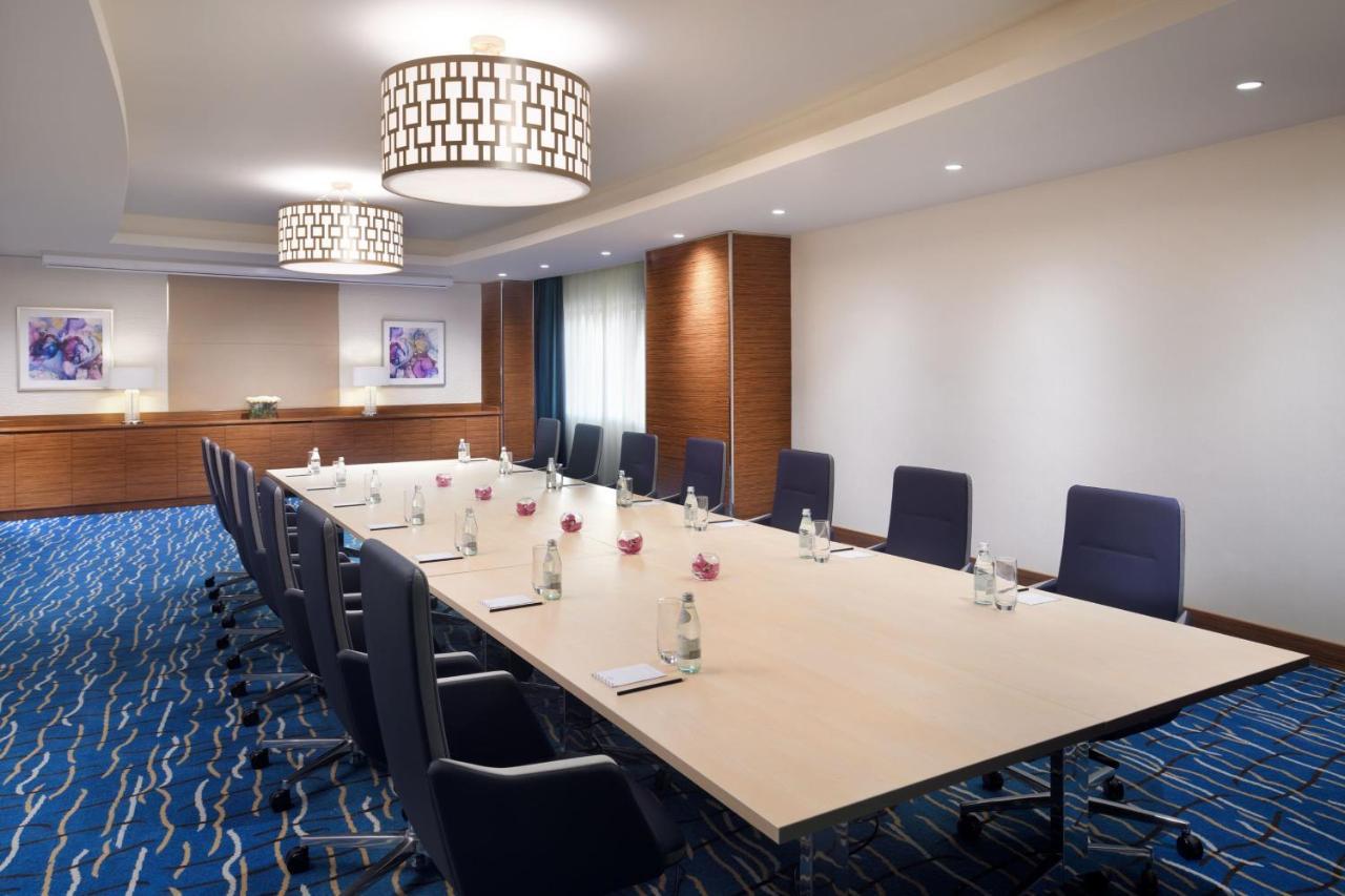Marriott Executive Apartments Al Khobar Luaran gambar Boardroom